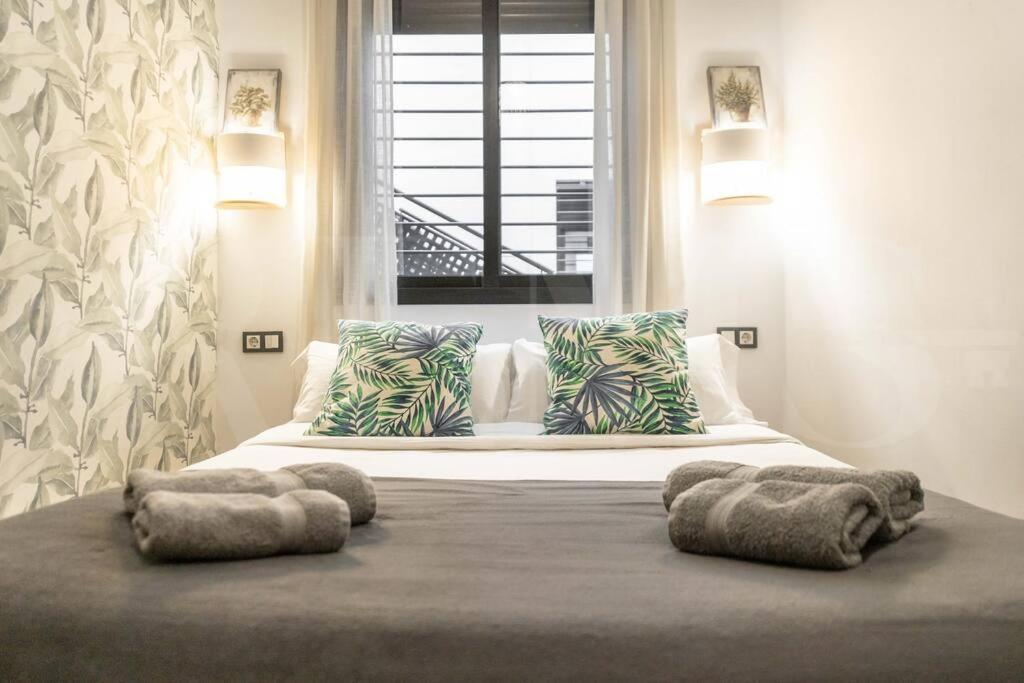 Relaxing Apartment With Parking In The Center By Rems Malaga Luaran gambar