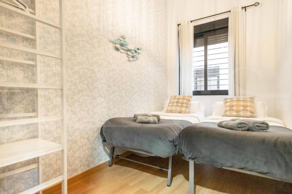 Relaxing Apartment With Parking In The Center By Rems Malaga Luaran gambar