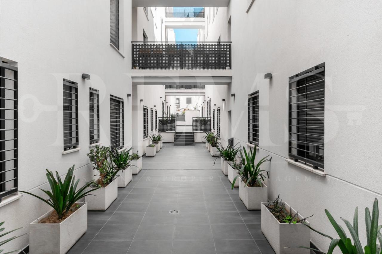 Relaxing Apartment With Parking In The Center By Rems Malaga Luaran gambar