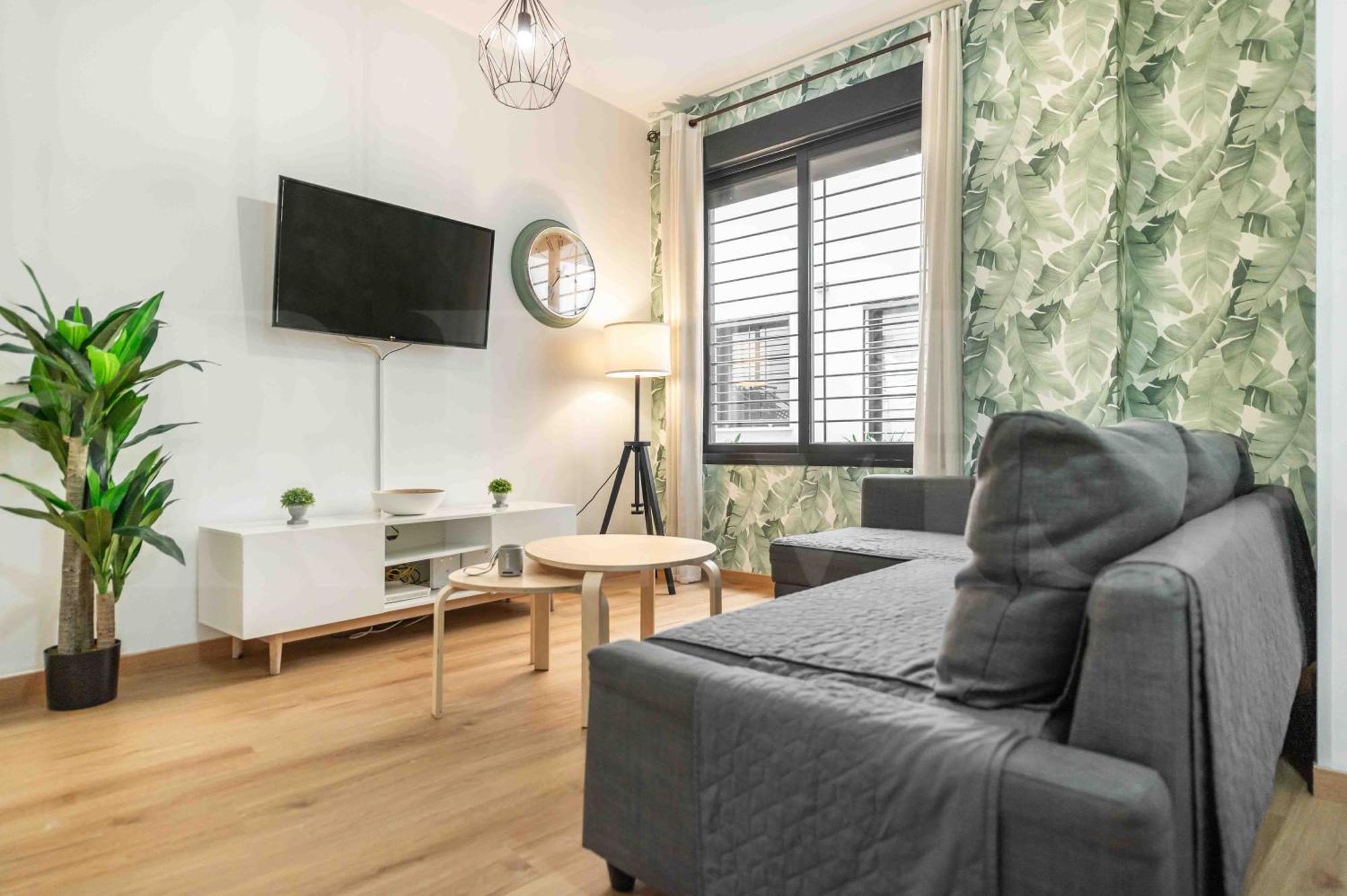 Relaxing Apartment With Parking In The Center By Rems Malaga Luaran gambar